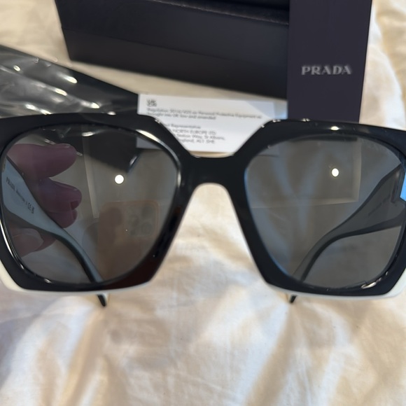 Prada Sunglasses - Picture 8 of 11